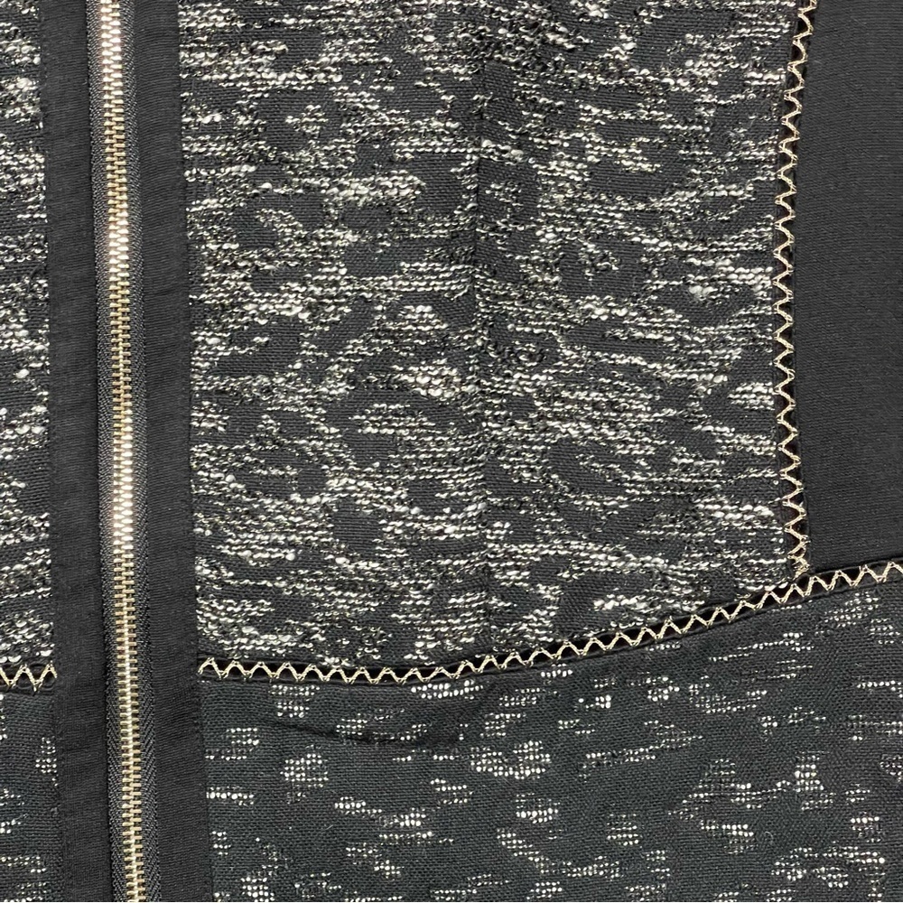 Chico's Black White Gold Pieced Jacquard Zip Up Animal Print Jacket - Size L / 2 - Picture 5 of 11